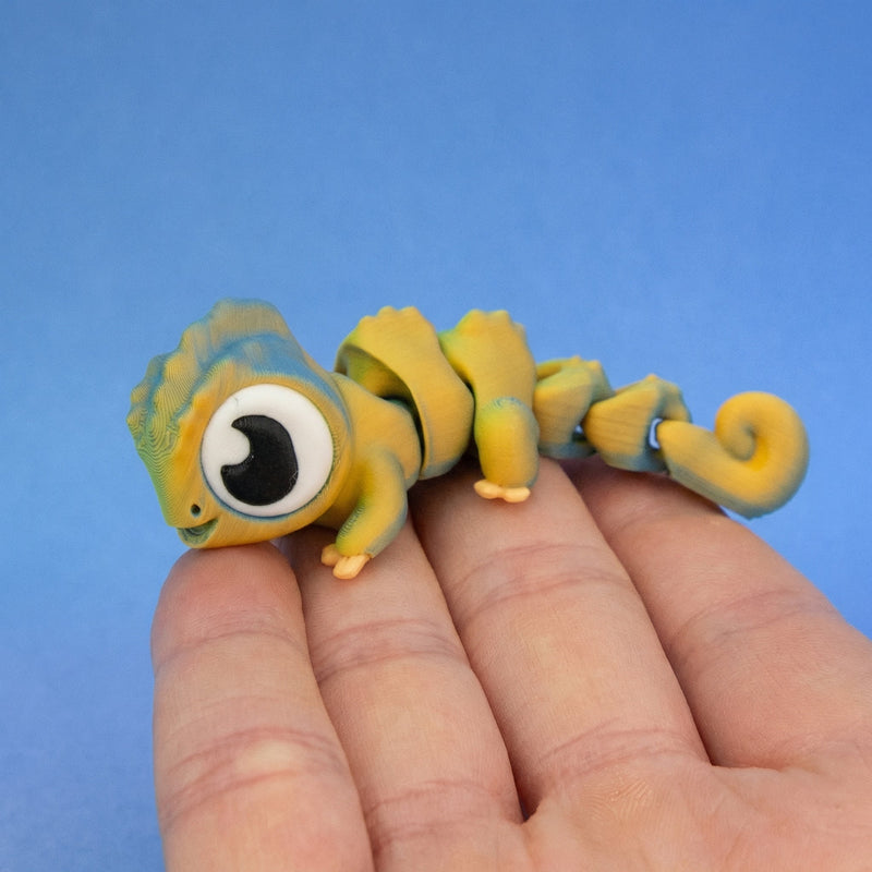 Camellia the Colour-Shift Chameleon