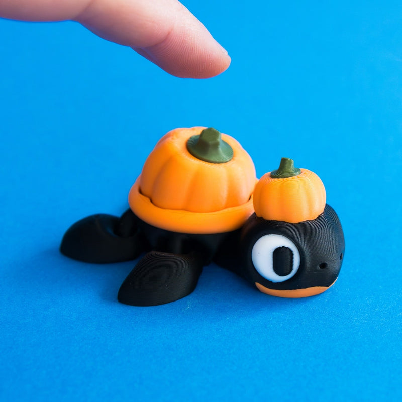 Gourdon pumpkin turtle clicker press demo front view.