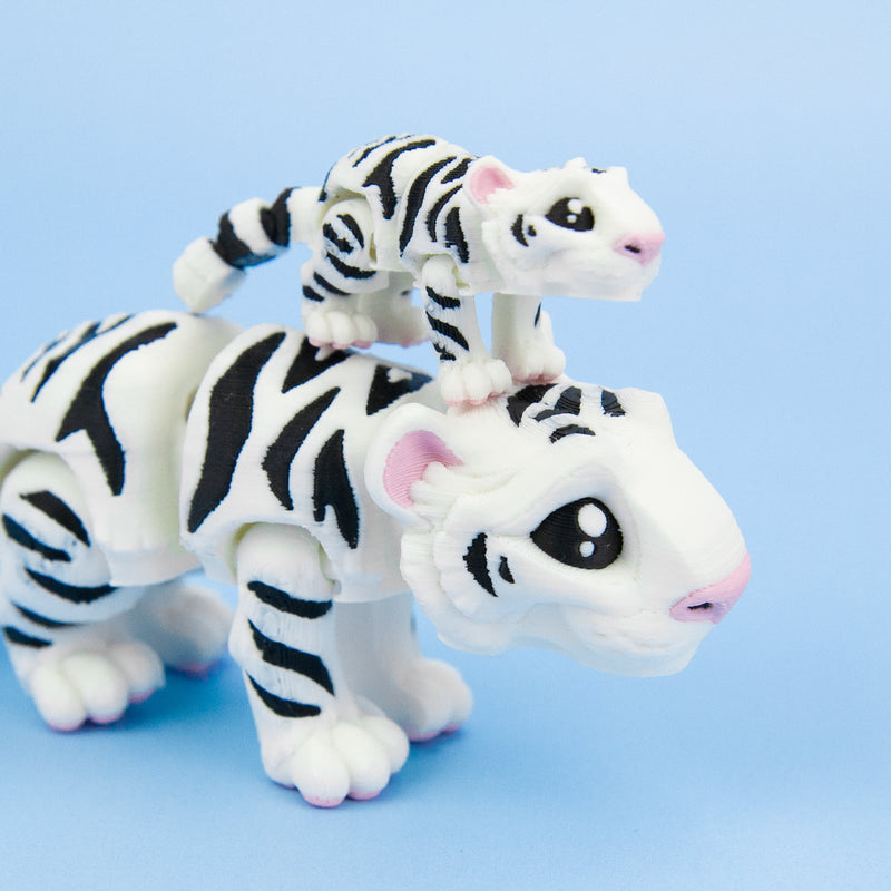 Snowpaws the White Tiger